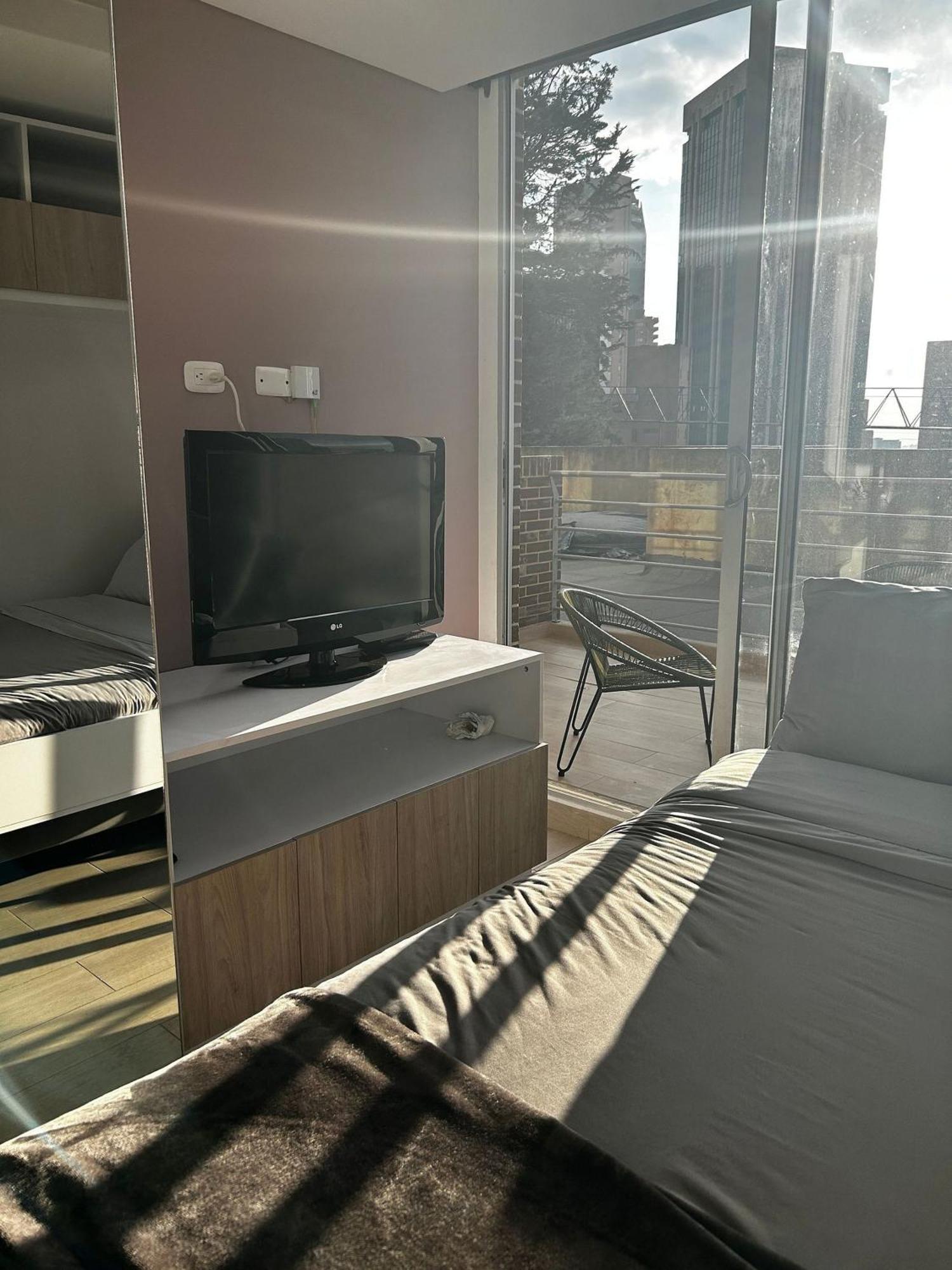 Loft Centro Internacional Bogotano Con Terraza-211 Apartment Bogotá